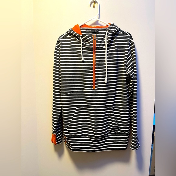 Ampersand & Ave half zip - L - Picture 1 of 1